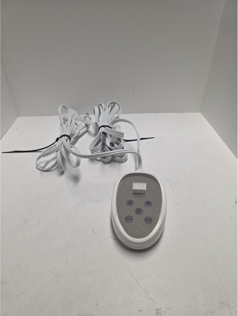 Degrees of Comfort SCEB 2.6.1 Electric Heated Blanket Controller. Used